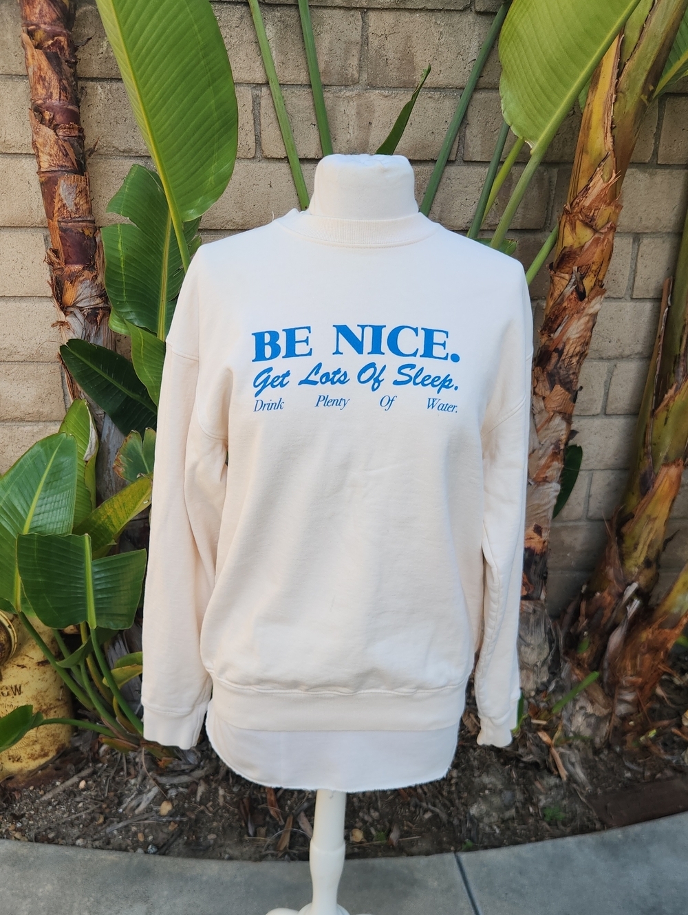 Sporty & Rich Be Nice Get Lots Of Sleep Crewneck Sweatshirt Cream S